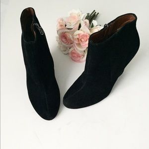 Black booties suede leather Sam Edelman size 8.5